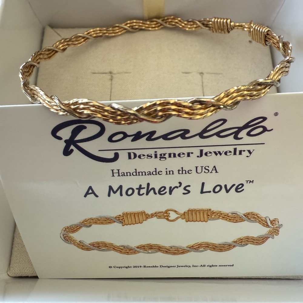 Ronaldo “A Mother’s Love”   8” (XL)
